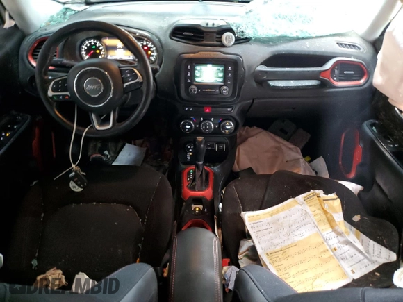 2015 Jeep Renegade Trailhawk with VIN ZACCJBCT0FPC19412, listed as a Copart auction lot 52428395 with 274,497 mi miles and Clean Title. Bid and sale history available at DreamBid. Image 8.