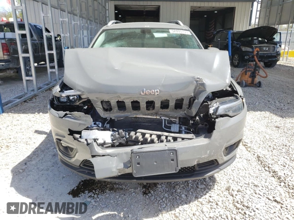 2020 Jeep Cherokee Latitude Plus with VIN 1C4PJLLB5LD506303, listed as a Copart auction lot 52493155 with 161,613 mi miles and Salvage title. Bid and sale history available at DreamBid. Image 5.