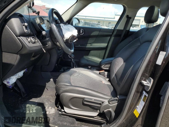 2019 MINI Countryman Cooper with VIN WMZYS7C53K3F45790, listed as a Copart auction lot 70403734 with 51,196 mi miles and Salvage Title. Bid and sale history available at carsss.com. Image 7.
