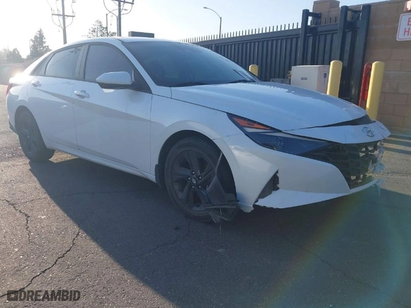 2022 Hyundai Elantra SEL with VIN 5NPLS4AG0NH073437, listed as a IAAI auction lot 41517483 with 56942 miles. Bid and sale history available at carsss.com. Image 1.