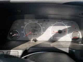 1991 Geo Metro z VIN JG1MR3364MK606333, wystawiony jako Copart lot #50208305 z przebiegiem 3616 mil mil oraz Szkody całkowita. Historia ofert i sprzedaży dostępna na DreamBid. Obrazek 9.