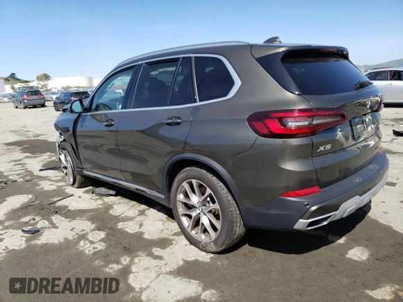 2022 BMW X5 xDrive40i with VIN 5UXCR6C01N9M94890, listed as a Copart auction lot 45261973 with Not Provided miles. Bid and sale history available at carsss.com. Image 2.