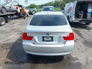2008 BMW 3 Series 328i with VIN WBAVA37558NL53299, listed as a IAAI auction lot 42706194 with 152,504 mi miles and . Bid and sale history available at DreamBid. Image 16.