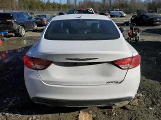 2015 Chrysler 200 S with VIN 1C3CCCBG9FN757009, listed as a Copart auction lot 46372635 with 82,536 mi miles and Salvage Title. Bid and sale history available at carsss.com. Image 6.