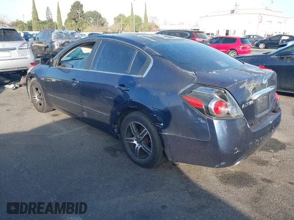 2012 Nissan Altima 2.5 with VIN 1N4AL2AP7CN468940, listed as a IAAI auction lot 41091242 with 174,456 mi miles and . Bid and sale history available at DreamBid. Image 3.