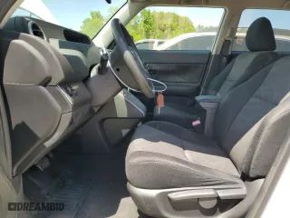 2015 Scion xB with VIN JTLZE4FEXFJ074763, listed as a Copart auction lot 52724755 with 219,051 mi miles and Clean Title. Bid and sale history available at carsss.com. Image 7.