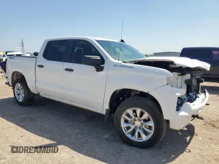 2022 Chevrolet Silverado 1500 Custom with VIN 1GCPDBEK4NZ522349, listed as a Copart auction lot 49416685 with 15,747 mi miles and Salvage Title. Bid and sale history available at carsss.com. Image 4.
