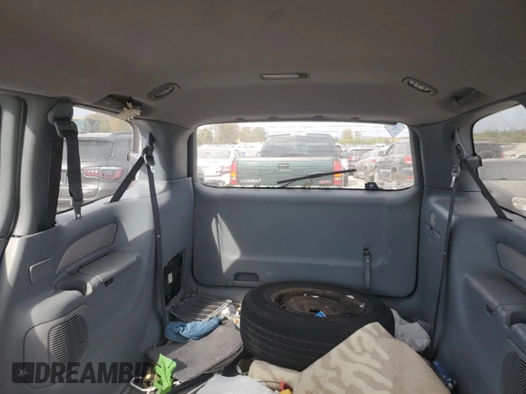 2001 Toyota Sienna CE with VIN 4T3ZF19C81U410244, listed as a Copart auction lot 77216714 with 259,226 mi miles and Salvage Title. Bid and sale history available at carsss.com. Image 10.