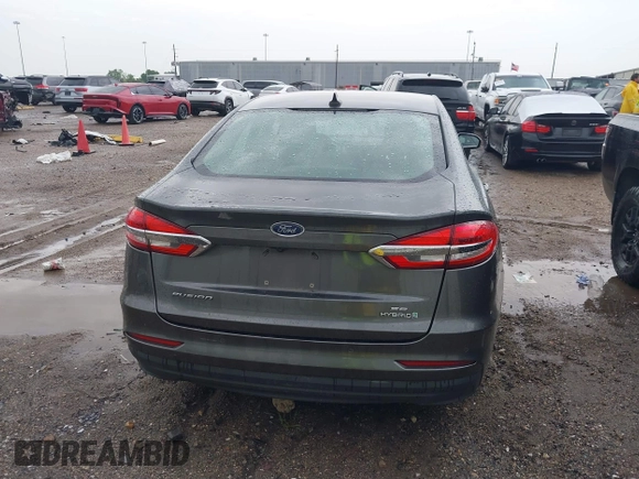 2019 Ford Fusion Hybrid SE with VIN 3FA6P0LU3KR108898, listed as a IAAI auction lot 41882847 with 159,076 mi miles. Bid and sale history available at carsss.com. Image 17.