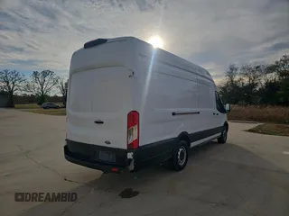 2022 Ford Transit Cargo with VIN 1FTBW3X80NKA12133, listed as a Copart auction lot 80324314 with 176,221 mi miles and Clean Title. Bid and sale history available at carsss.com. Image 4.