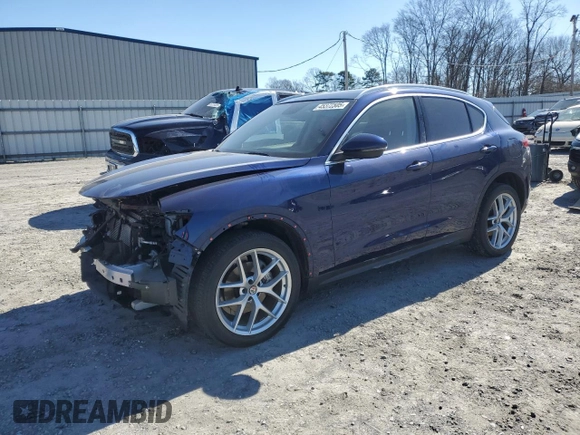 2019 Alfa Romeo Stelvio Ti z VIN ZASPAKBNXK7C69818, wystawiony jako Copart lot #45372505 z przebiegiem 51 015 mil mil oraz Szkody całkowita. Historia ofert i sprzedaży dostępna na DreamBid. Obrazek 1.