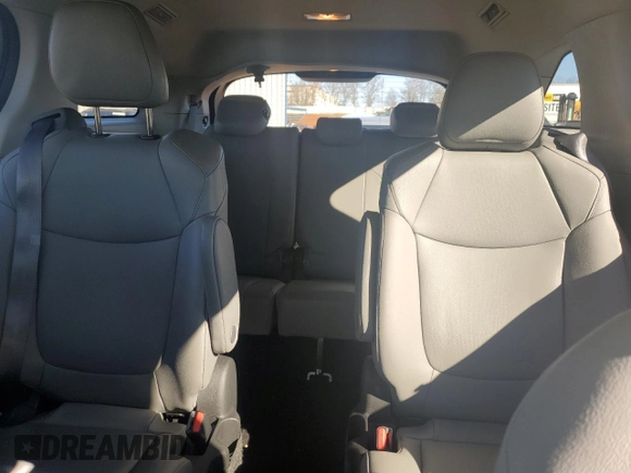 2022 Toyota Sienna XLE with VIN 5TDYRKEC5NS078737, listed as a Copart auction lot 87702135 with 50,133 mi miles and Salvage Title. Bid and sale history available at carsss.com. Image 10.