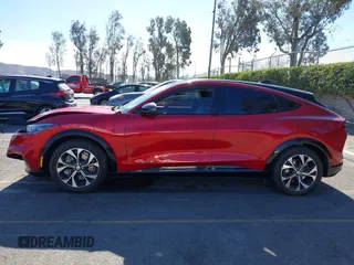 2021 Ford Mustang Mach-E Premium z VIN 3FMTK3SS4MMA58585, wystawiony jako IAAI lot #41360050 z przebiegiem 35 456 mil mil oraz . Historia ofert i sprzedaży dostępna na DreamBid. Obrazek 14.