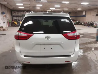 2019 Toyota Sienna XLE with VIN 5TDDZ3DCXKS224647, listed as a IAAI auction lot 41686896 with 93,453 mi miles and . Bid and sale history available at DreamBid. Image 17.