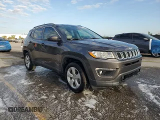 2021 Jeep Compass Altitude with VIN 3C4NJCBB5MT560012, listed as a Copart auction lot 52646345 with 40,184 mi miles and Salvage title. Bid and sale history available at DreamBid. Image 4.