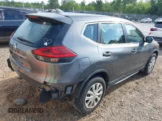 2019 Nissan Rogue SV with VIN 5N1AT2MT9KC785739, listed as a IAAI auction lot 42098766 with 121,220 mi miles and . Bid and sale history available at DreamBid. Image 4.
