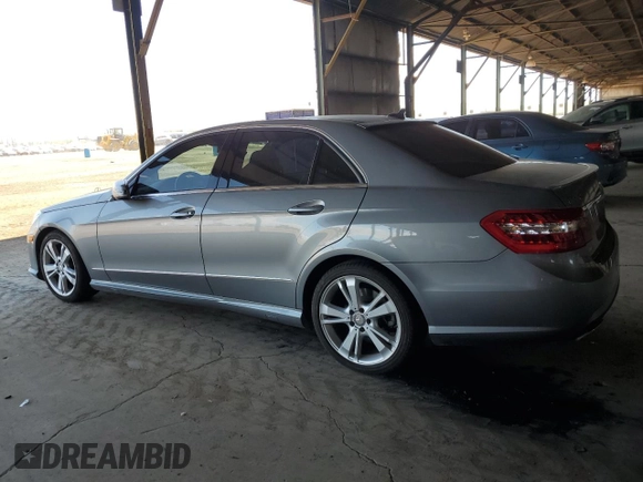 2013 Mercedes-Benz E 350 Luxury z VIN WDDHF5KB9DA683237, wystawiony jako Copart lot #65472505 z przebiegiem 135 380 mil mil oraz Czysty tytuł • Clean title. Historia ofert i sprzedaży dostępna na DreamBid. Obrazek 2.