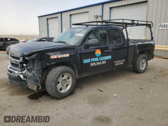 2011 Chevrolet Silverado 1500 LT with VIN 1GCRKSE31BZ207365, listed as a Copart auction lot 49411315 with 174,204 mi miles and Salvage Title. Bid and sale history available at carsss.com. Image 1.