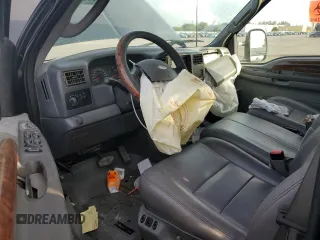 2003 Ford Super Duty F-250 XL with VIN 1FTNW20P63ED04454, listed as a Copart auction lot 86355444 with 154,194 mi miles and Salvage Title. Bid and sale history available at carsss.com. Image 8.