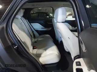 2020 Jaguar F-Pace 25t Prestige z VIN SADCK2FX0LA646522, wystawiony jako IAAI lot #41466101 z przebiegiem 44 180 mil mil oraz . Historia ofert i sprzedaży dostępna na DreamBid. Obrazek 8.