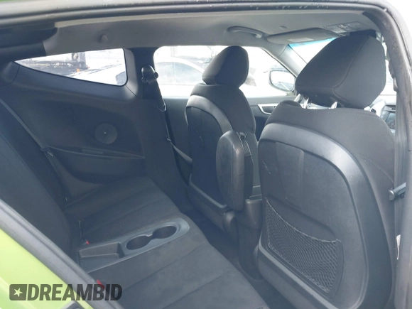 2012 Hyundai Veloster w/Gray Int z VIN KMHTC6AD3CU025315, wystawiony jako IAAI lot #42097741 z przebiegiem 146 726 mil mil oraz . Historia ofert i sprzedaży dostępna na DreamBid. Obrazek 8.
