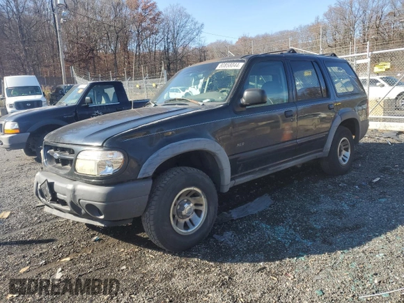2000 Ford Explorer XLS z VIN 1FMZU62X3YZB92977, wystawiony jako Copart lot #80858044 z przebiegiem 239 166 mil mil oraz Szkoda całkowita • Salvage title. Historia ofert i sprzedaży dostępna na DreamBid. Obrazek 1.