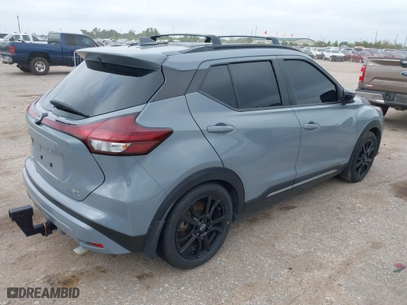 2022 Nissan Kicks SR with VIN 3N1CP5DV4NL515026, listed as a IAAI auction lot 39906023 with 60,227 mi miles. Bid and sale history available at carsss.com. Image 4.