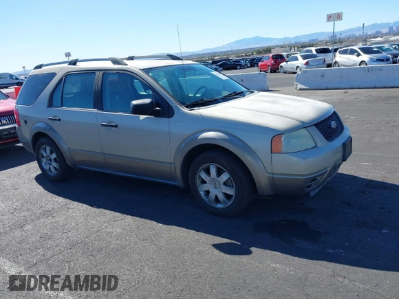 2005 Ford Freestyle SE with VIN 1FMZK01185GA43892, listed as a IAAI auction lot 41643495 with 183,896 mi miles. Bid and sale history available at carsss.com. Image 1.