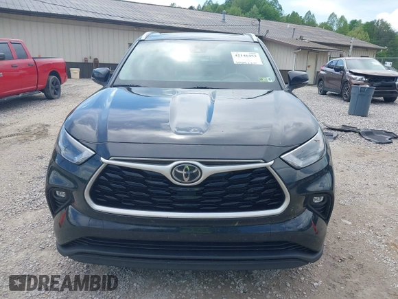 2022 Toyota Highlander XLE z VIN 5TDGZRBH3NS587245, wystawiony jako IAAI lot #42146453 z przebiegiem 74 909 mil mil oraz . Historia ofert i sprzedaży dostępna na DreamBid. Obrazek 12.