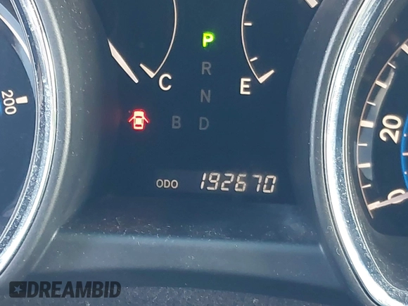 2010 Toyota Highlander Hybrid with VIN JTEBW3EH7A2041461, listed as a IAAI auction lot 41404907 with 192,670 mi miles. Bid and sale history available at carsss.com. Image 15.