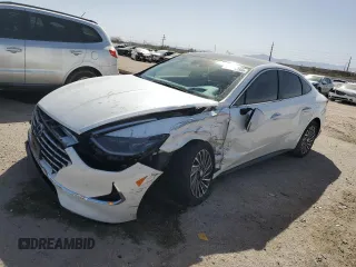 2021 Hyundai Sonata Hybrid Limited with VIN KMHL54JJ9MA031241, listed as a Copart auction lot 47324745 with 31,773 mi miles and Salvage Title. Bid and sale history available at carsss.com. Image 1.