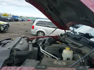 2014 Ram 1500 Express z VIN 1C6RR7FT4ES109331, wystawiony jako IAAI lot #43302806 z przebiegiem 146 000 mil mil oraz . Historia ofert i sprzedaży dostępna na DreamBid. Obrazek 19.