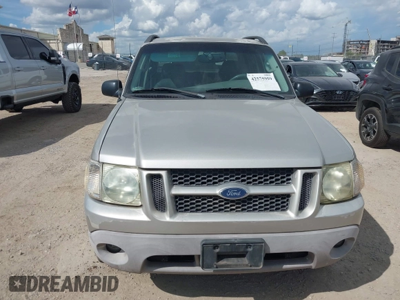 2003 Ford Explorer Sport Trac XLS z VIN 1FMZU67E43UA72537, wystawiony jako IAAI lot #42575959 z przebiegiem 142 692 mil mil oraz . Historia ofert i sprzedaży dostępna na DreamBid. Obrazek 6.
