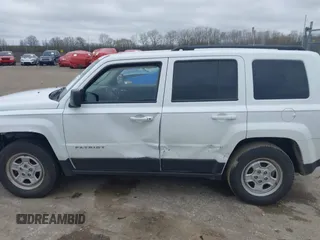 2016 Jeep Patriot Sport with VIN 1C4NJPBB9GD738411, listed as a IAAI auction lot 42129792 with 140,177 mi miles and . Bid and sale history available at carsss.com. Image 14.