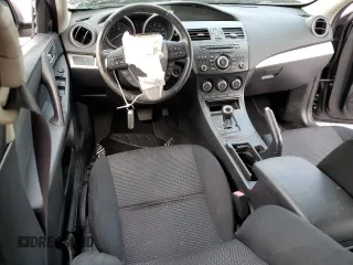 2013 Mazda 3 i Touring z VIN JM1BL1V72D1804845, wystawiony jako Copart lot #47747985 z przebiegiem 179 787 mil mil oraz Szkoda całkowita • Salvage title. Historia ofert i sprzedaży dostępna na DreamBid. Obrazek 8.