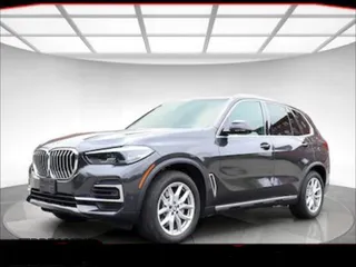 2023 BMW X5 xDrive40i с VIN 5UXCR6C06P9P75XXX, выставлен на аукционе Copart как лот 60862065 с пробегом 50 949 миль миль и Чистый • Clean title. История ставок и продаж доступна на DreamBid. Изображение 2.