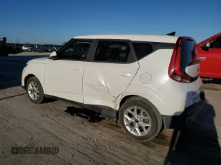 2020 Kia Soul S with VIN KNDJ23AUXL7057528, listed as a Copart auction lot 50912615 with 85,037 mi miles and Salvage Title. Bid and sale history available at carsss.com. Image 2.