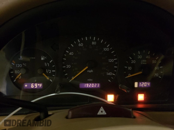 2002 Mercedes-Benz M 320/430/500 с VIN 4JGAB54E52A319680, выставлен на аукционе Copart как лот 55136505 с пробегом 192 023 миль миль и На запчасти • Non repairable. История ставок и продаж доступна на DreamBid. Изображение 9.