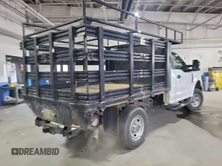 2019 Ford Super Duty F-250 SRW XL with VIN 1FTBF2B65KED70032, listed as a IAAI auction lot 42025500 with 11,305 mi miles. Bid and sale history available at carsss.com. Image 1.