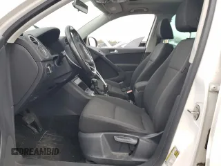 2013 Volkswagen Tiguan S with VIN WVGAV3AX7DW596953, listed as a Copart auction lot 53107845 with 131,732 mi miles and Clean title. Bid and sale history available at DreamBid. Image 7.