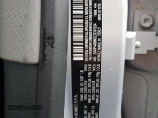 2020 Alfa Romeo Stelvio Ti z VIN ZASPAKBN2L7C91524, wystawiony jako Copart lot #50923995 z przebiegiem 27 436 mil mil oraz Szkody całkowita. Historia ofert i sprzedaży dostępna na DreamBid. Obrazek 12.
