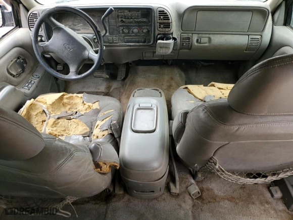 1997 Chevrolet Tahoe with VIN 1GNEK13R2VJ318355, listed as a Copart auction lot 89341095 with 303,882 mi miles and Salvage Title. Bid and sale history available at carsss.com. Image 8.