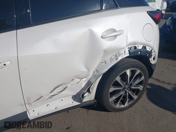 2019 Mazda CX-3 Touring with VIN JM1DKDC77K1453511, listed as a IAAI auction lot 41414781 with 60,511 mi miles. Bid and sale history available at carsss.com. Image 17.