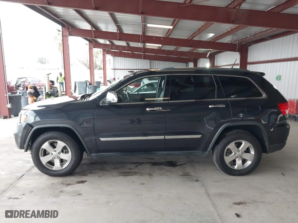 2012 Jeep Grand Cherokee Limited with VIN 1C4RJFBT5CC345882, listed as a IAAI auction lot 41732178 with 189,780 mi miles. Bid and sale history available at carsss.com. Image 15.