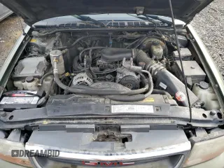 2001 GMC Jimmy SLE with VIN 1GKDT13W912219905, listed as a Copart auction lot 45172185 with 0 mi miles and Salvage Title. Bid and sale history available at carsss.com. Image 11.