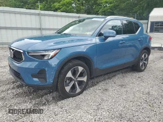 2024 Volvo XC40 Core Bright Theme z VIN YV4L12UK3R2211810, wystawiony jako Copart lot #60705995 z przebiegiem 1 734 mil mil oraz Szkoda całkowita • Salvage title. Historia ofert i sprzedaży dostępna na DreamBid. Obrazek 1.