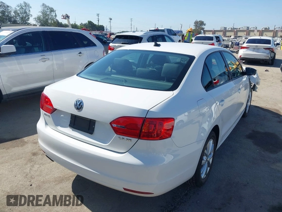 2012 Volkswagen Jetta SE with VIN 3VWDP7AJ3CM412988, listed as a IAAI auction lot 42528977 with 57,175 mi miles and . Bid and sale history available at DreamBid. Image 4.