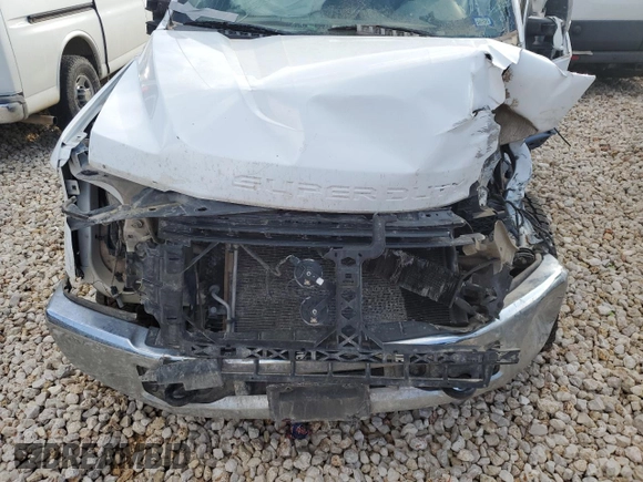2019 Ford F-250 XL with VIN 1FT7W2B69KEC61997, listed as a Copart auction lot 44033075 with Not provided miles and Salvage title. Bid and sale history available at DreamBid. Image 12.