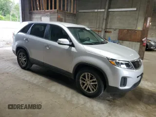 2015 Kia Sorento LX with VIN 5XYKTCA6XFG604470, listed as a Copart auction lot 64114015 with 130,704 mi miles and Clean title. Bid and sale history available at DreamBid. Image 4.