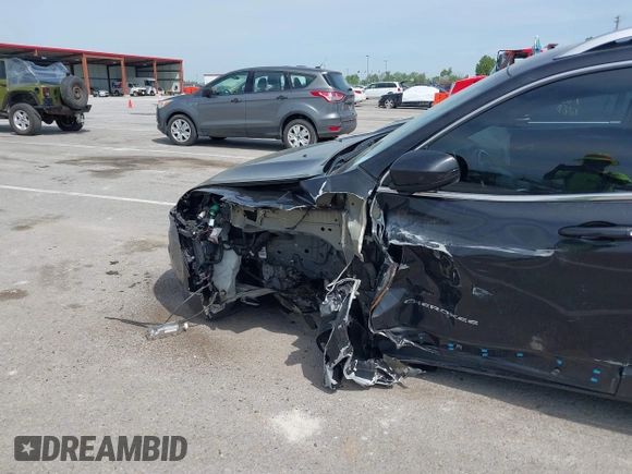 2016 Jeep Cherokee Altitude with VIN 1C4PJLCB7GW201332, listed as a IAAI auction lot 42061266 with 118,353 mi miles and . Bid and sale history available at DreamBid. Image 6.